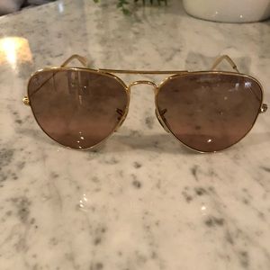 Ray ban aviator sunglasses